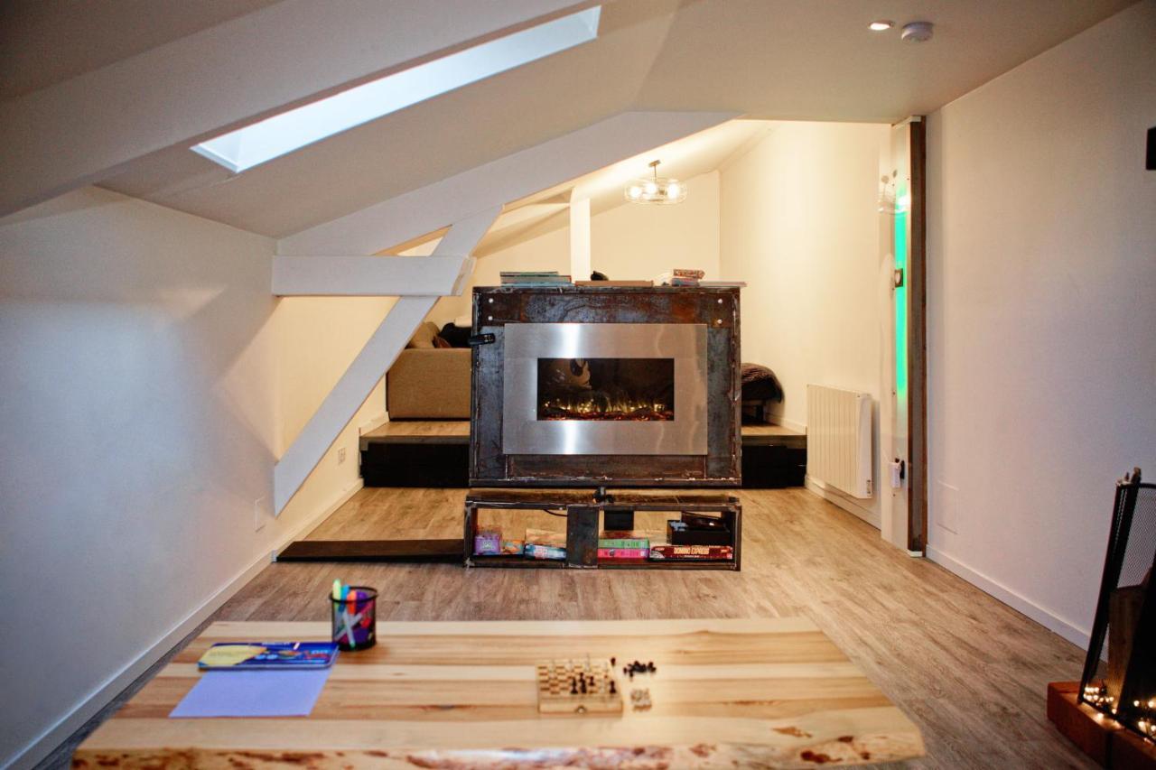 3 Chambres Et La Lune - 103M2 De Charmes ชาลงส์-อ็อง-ชองปาญ ภายนอก รูปภาพ
